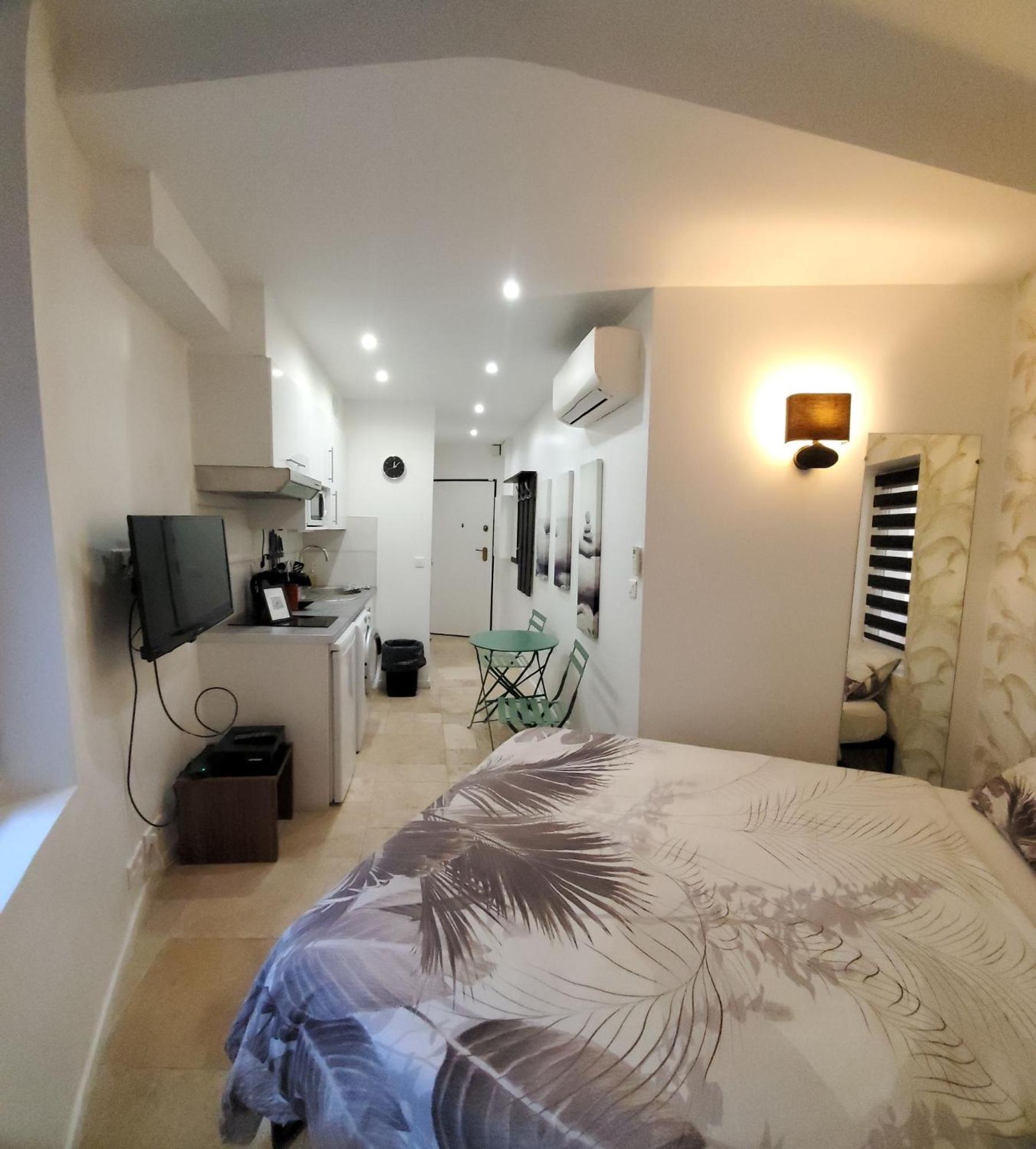 Studio Centre Cannes Forville Luaran gambar