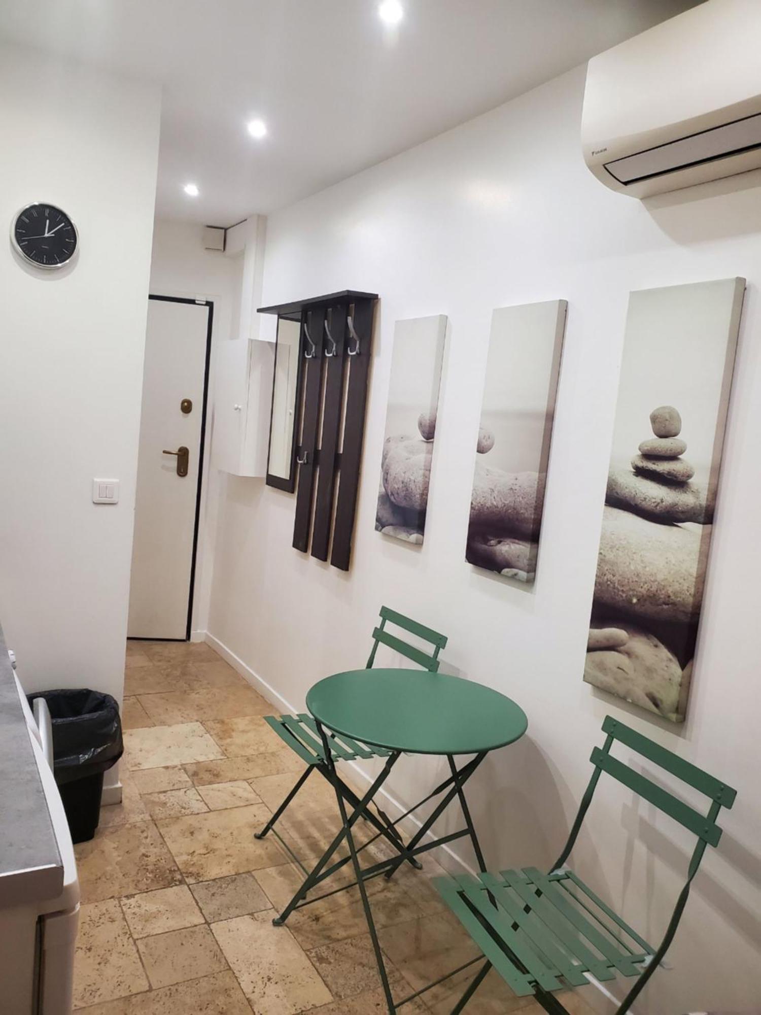 Studio Centre Cannes Forville Luaran gambar